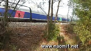 مرد هیجان زده خود هنرپیشه پورنو قاعده تیره دختر در زیر زنانه مطرح